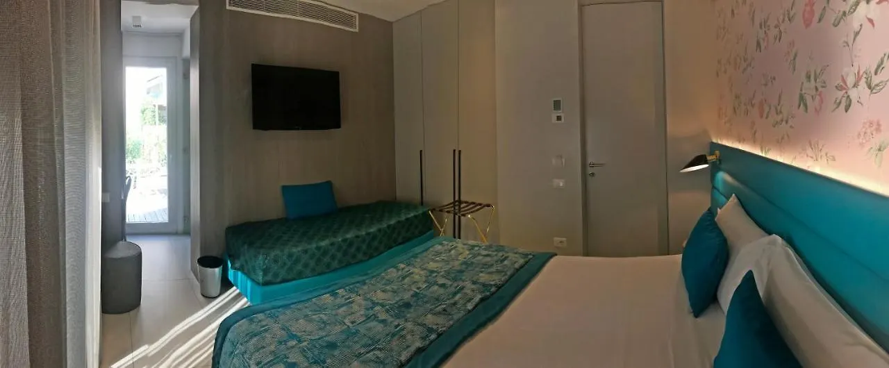 Hotel Villa Hermosa 리치오네