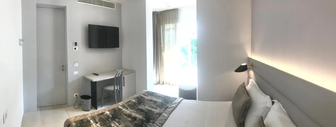 Hotel Villa Hermosa 리치오네 이탈리아