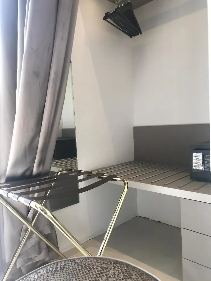 Hotel Villa Hermosa 리치오네