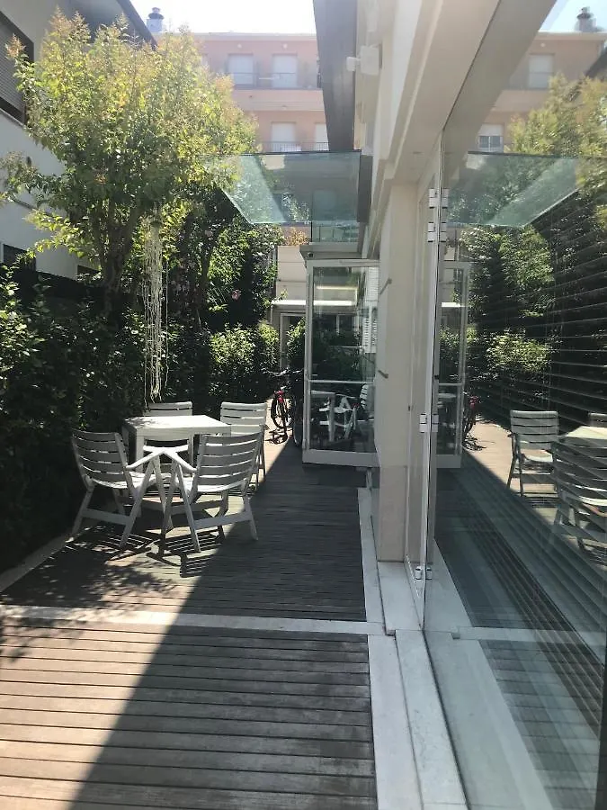 Hotel Villa Hermosa 리치오네 이탈리아