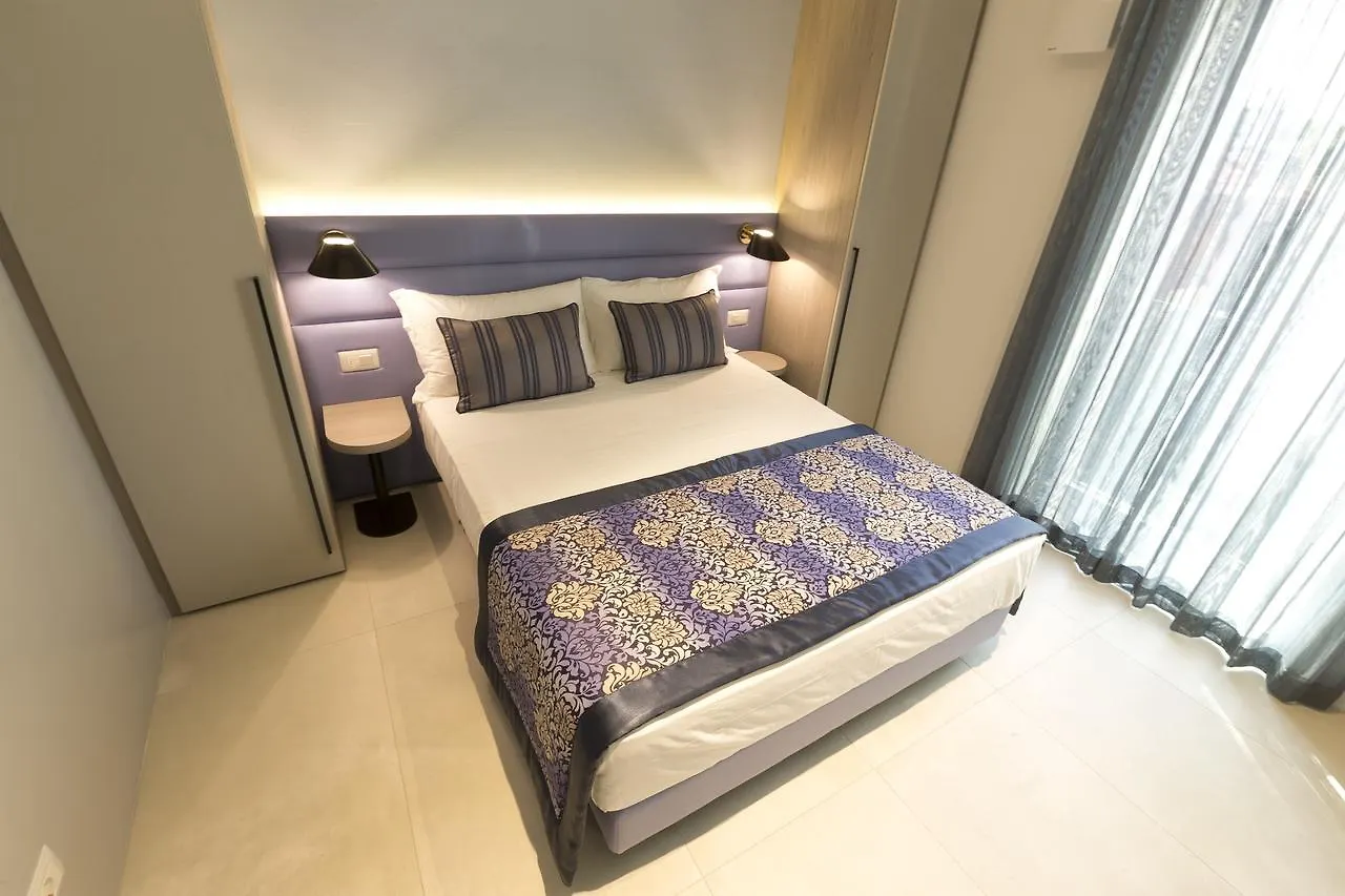Hotel Villa Hermosa 리치오네